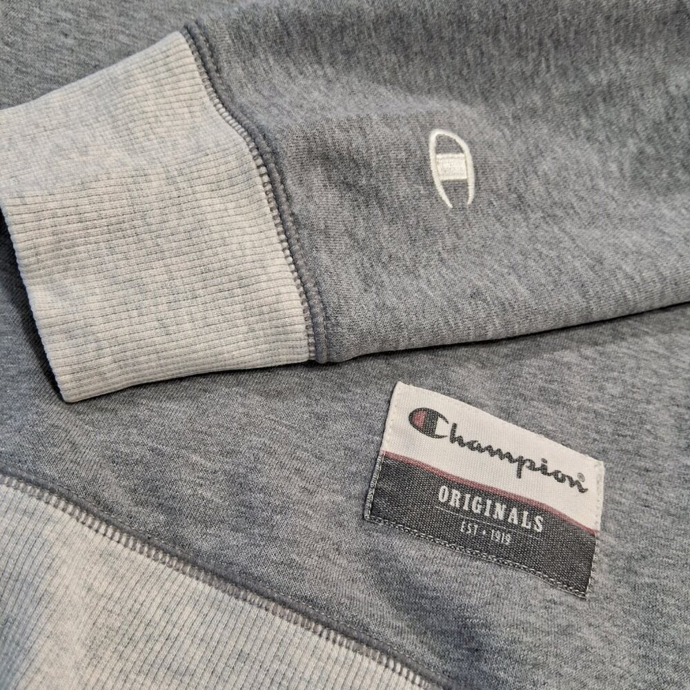 Vintage Champion Disney Unisex Long Sleeve Shirt - Picture 5 of 12